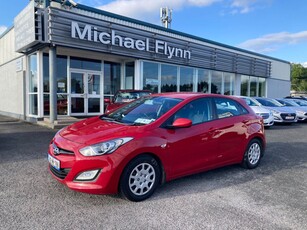 2014 - Hyundai i30 Manual