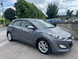 2014 - Hyundai i30 Manual