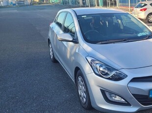 2014 - Hyundai i30 Manual