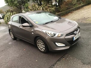 2014 - Hyundai i30 Manual