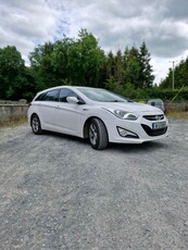 2014 - Hyundai i40 Manual