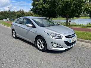 2014 - Hyundai i40 Manual