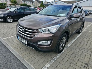 2014 - Hyundai Santa Fe Manual