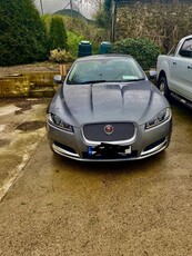 2014 - Jaguar XF Automatic