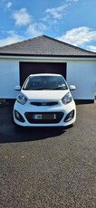 2014 - Kia Picanto Manual