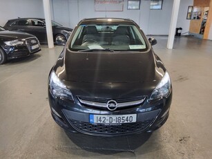 2014 - Opel Astra Manual