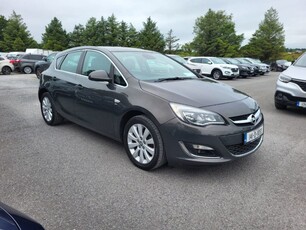 2014 - Opel Astra Manual