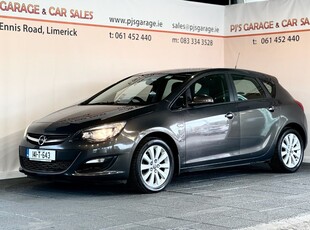 2014 - Opel Astra Manual