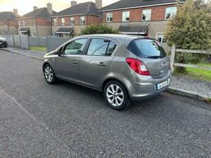 2014 - Opel Corsa Manual