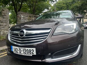 2014 - Opel Insignia Manual