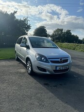 2014 - Opel Zafira Manual