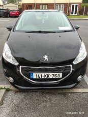 2014 - Peugeot 208 Manual