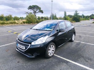 2014 - Peugeot 208 Manual