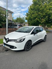 2014 - Renault Clio Manual