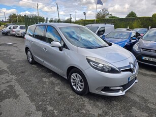 2014 - Renault Grand Scenic Manual