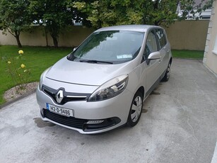 2014 - Renault Scenic Manual