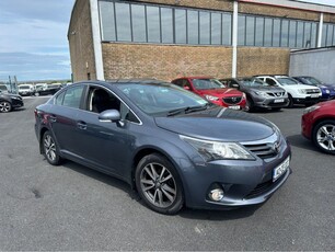 2014 - Toyota Avensis Manual