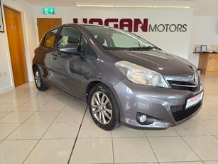 2014 - Toyota Yaris Manual