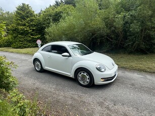 2014 - Volkswagen Beetle Automatic