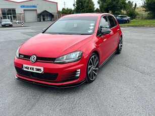 2014 - Volkswagen Golf Automatic