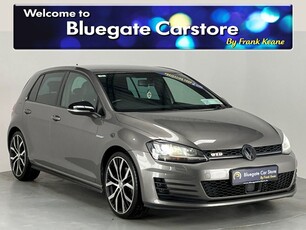 2014 - Volkswagen Golf Manual