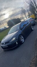 2014 - Volkswagen Golf Manual