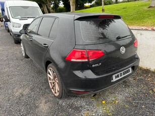 2014 - Volkswagen Golf Manual