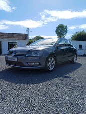 2014 - Volkswagen Passat Manual