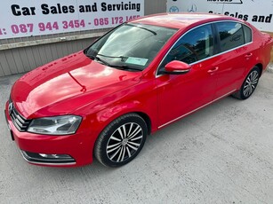 2014 - Volkswagen Passat Manual