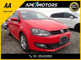 2014 - Volkswagen Polo Automatic