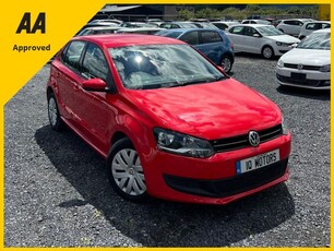 2014 - Volkswagen Polo Automatic