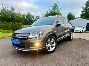 2014 - Volkswagen Tiguan Manual