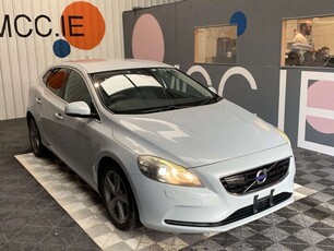 2014 - Volvo V40 Automatic