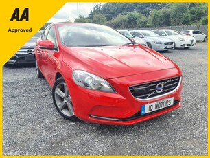 2014 - Volvo V40 Automatic