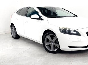 2014 - Volvo V40 Automatic