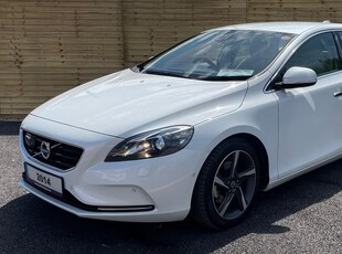 2014 - Volvo V40 ---