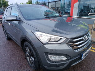 2015 (152) Hyundai Santa Fe