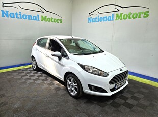 2015 - Ford Fiesta Manual