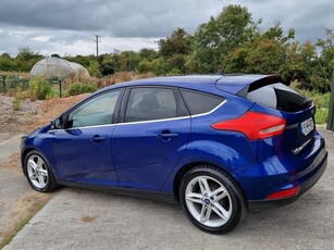 2015 - Ford Focus Manual