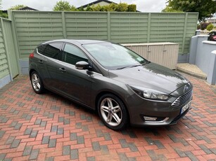 2015 - Ford Focus Manual