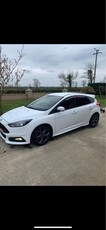 2015 - Ford Focus Manual