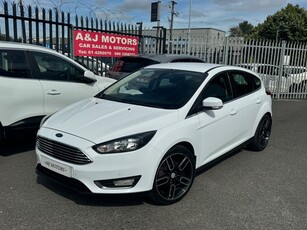 2015 - Ford Focus Manual