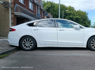 2015 - Ford Mondeo Manual