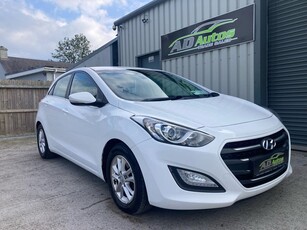 2015 - Hyundai i30 Manual