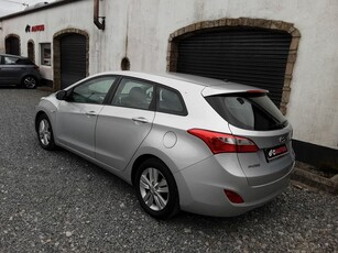 2015 - Hyundai i30 Manual