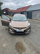 2015 - Hyundai i30 Manual