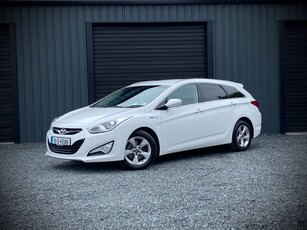 2015 - Hyundai i40 Manual