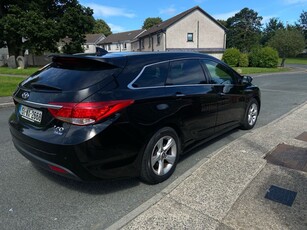 2015 - Hyundai i40 Manual