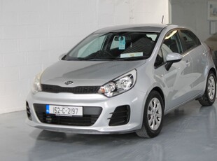 2015 - Kia Rio Manual