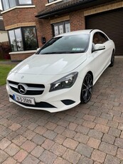 2015 - Mercedes-Benz CLA-Class Manual